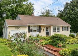 Pre-foreclosure in  GRAND ST Smithtown, NY 11787