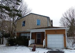  Brandywine Dr, Mastic NY
