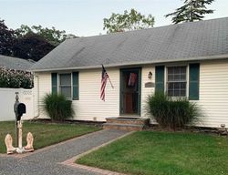 Pre-foreclosure Listing in BAYVIEW AVE EAST ISLIP, NY 11730