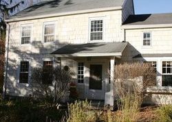 Pre-foreclosure Listing in TITICUS RD NORTH SALEM, NY 10560