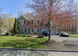 Pre-foreclosure in  GORDON TER Warwick, NY 10990