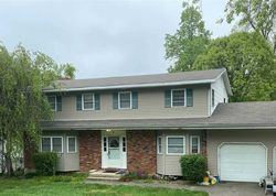 Pre-foreclosure Listing in JULIA CIR EAST SETAUKET, NY 11733