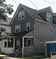 Pre-foreclosure Listing in BEACH 91ST ST FAR ROCKAWAY, NY 11693