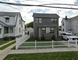 Pre-foreclosure in  122ND AVE Springfield Gardens, NY 11413