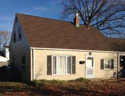 Pre-foreclosure in  GARDINERS AVE Levittown, NY 11756