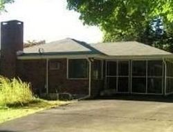 Pre-foreclosure in  SHARON DR Marlboro, NY 12542