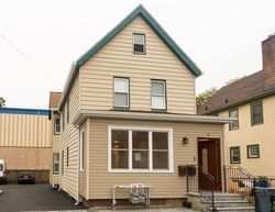 Pre-foreclosure in  HOLLY PL Hastings On Hudson, NY 10706