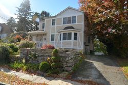 Pre-foreclosure in  HIGHLAND AVE Mount Vernon, NY 10553