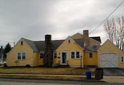 Pre-foreclosure in  JOHNSON PL Freeport, NY 11520