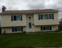 Pre-foreclosure in  4TH AVE West Babylon, NY 11704