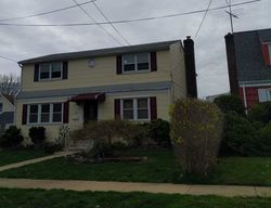 Pre-foreclosure Listing in COLUMBUS PKWY MINEOLA, NY 11501