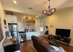 Pre-foreclosure in  EVERGREEN AVE Brooklyn, NY 11221