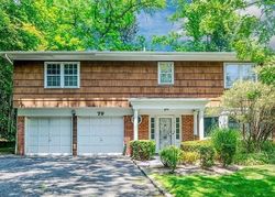 Pre-foreclosure in  BEVERLY RD Great Neck, NY 11021
