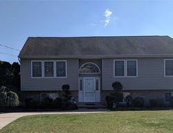Pre-foreclosure in  HARDING ST Bohemia, NY 11716