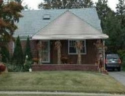 Lawrence St, New Hyde Park NY