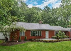 Pre-foreclosure in  OVERBROOK DR Centerport, NY 11721