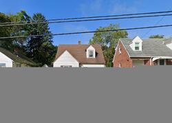 Pre-foreclosure in  FAIRVIEW AVE Binghamton, NY 13904