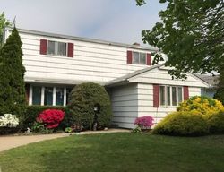 Pre-foreclosure Listing in LINCOLN AVE EAST MEADOW, NY 11554