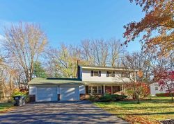  Appletree Ln, Clifton Park NY