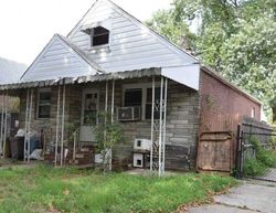 Pre-foreclosure in  252ND ST Bellerose, NY 11426