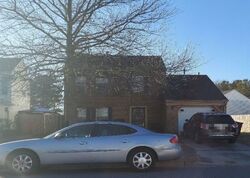 Pre-foreclosure in  CHESTERBROOK DR Virginia Beach, VA 23464