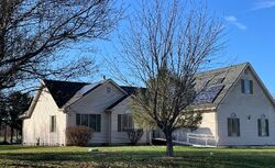 Pre-foreclosure in  CREEK DR Milton, DE 19968