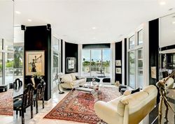 Pre-foreclosure in  S PALM AVE UNIT PL1 Sarasota, FL 34236