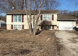 Pre-foreclosure Listing in E TAYLORVILLE RD TAYLORVILLE, IL 62568