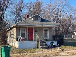 Pre-foreclosure in  TUDOR AVE East Saint Louis, IL 62207