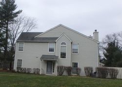 Pre-foreclosure in  COTTONWOOD CT Howell, NJ 07731