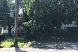 Pre-foreclosure in  BROOK FOREST DR Toms River, NJ 08757