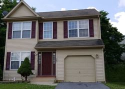 Pre-foreclosure in  HIGHLANDS CIR Easton, PA 18042
