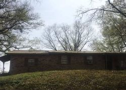 Pre-foreclosure in  GOWALL RD Vicksburg, MS 39183