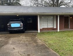 Pre-foreclosure Listing in VENETIAN WAY HATTIESBURG, MS 39401