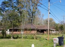 Pre-foreclosure in  ASTORIA DR Baton Rouge, LA 70812