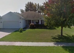  W Church St, Plano IL