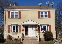 Pre-foreclosure Listing in MARTIN TER WOODBRIDGE, NJ 07095