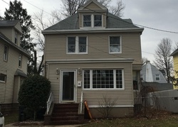 Pre-foreclosure in  W CLAY AVE Roselle Park, NJ 07204