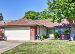Pre-foreclosure in  PASEO DEL SOL WAY Elk Grove, CA 95758