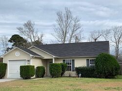 Pre-foreclosure in  NAPOLEON DR North Charleston, SC 29418