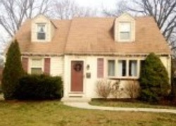 Pre-foreclosure Listing in CHARLES AVE BARRINGTON, NJ 08007