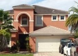 Pre-foreclosure in  MISTY OAKS CIR West Palm Beach, FL 33411
