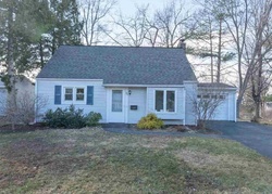 Pre-foreclosure Listing in PERRY AVE LATHAM, NY 12110