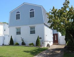 Pre-foreclosure in  GENESEE AVE Staten Island, NY 10308