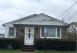 Pre-foreclosure in  BURNS ST Providence, RI 02904