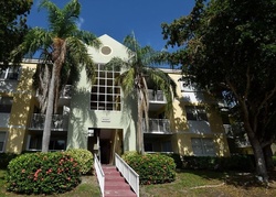 Pre-foreclosure in  SW 212TH ST  Miami, FL 33189