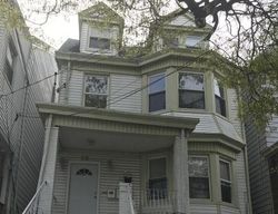 Pre-foreclosure in  VERMONT AVE Newark, NJ 07106