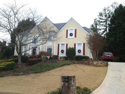 Pre-foreclosure in  DARTINGTON WAY Alpharetta, GA 30022