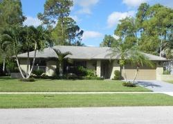 Pre-foreclosure in  PRIMROSE LN West Palm Beach, FL 33414