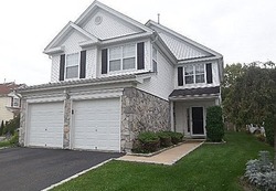 Pre-foreclosure in  CHELSEA LN Middle Island, NY 11953